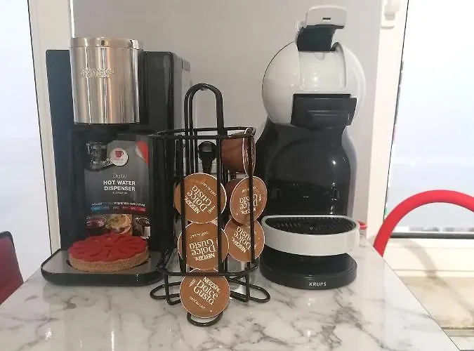 Premium Two-bedroom Apartment *