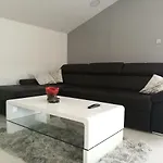 Premium Two-bedroom Viskovo