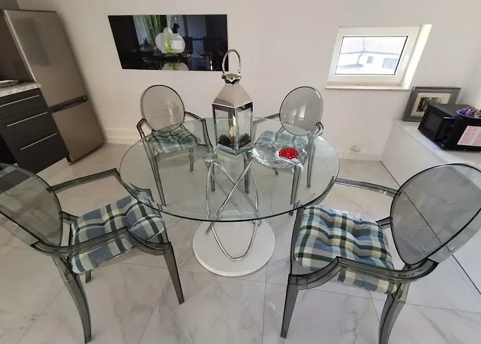 Premium Two-bedroom Apartamento Viskovo